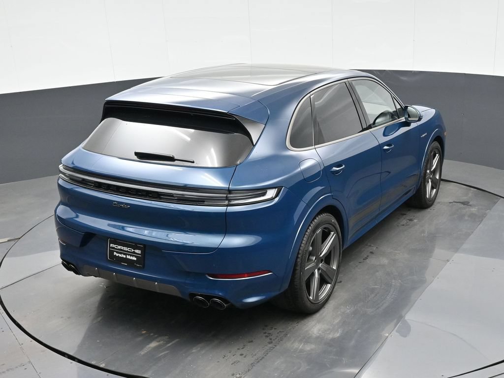 New 2026 Porsche Cayenne Turbo AWD/4WD image 30