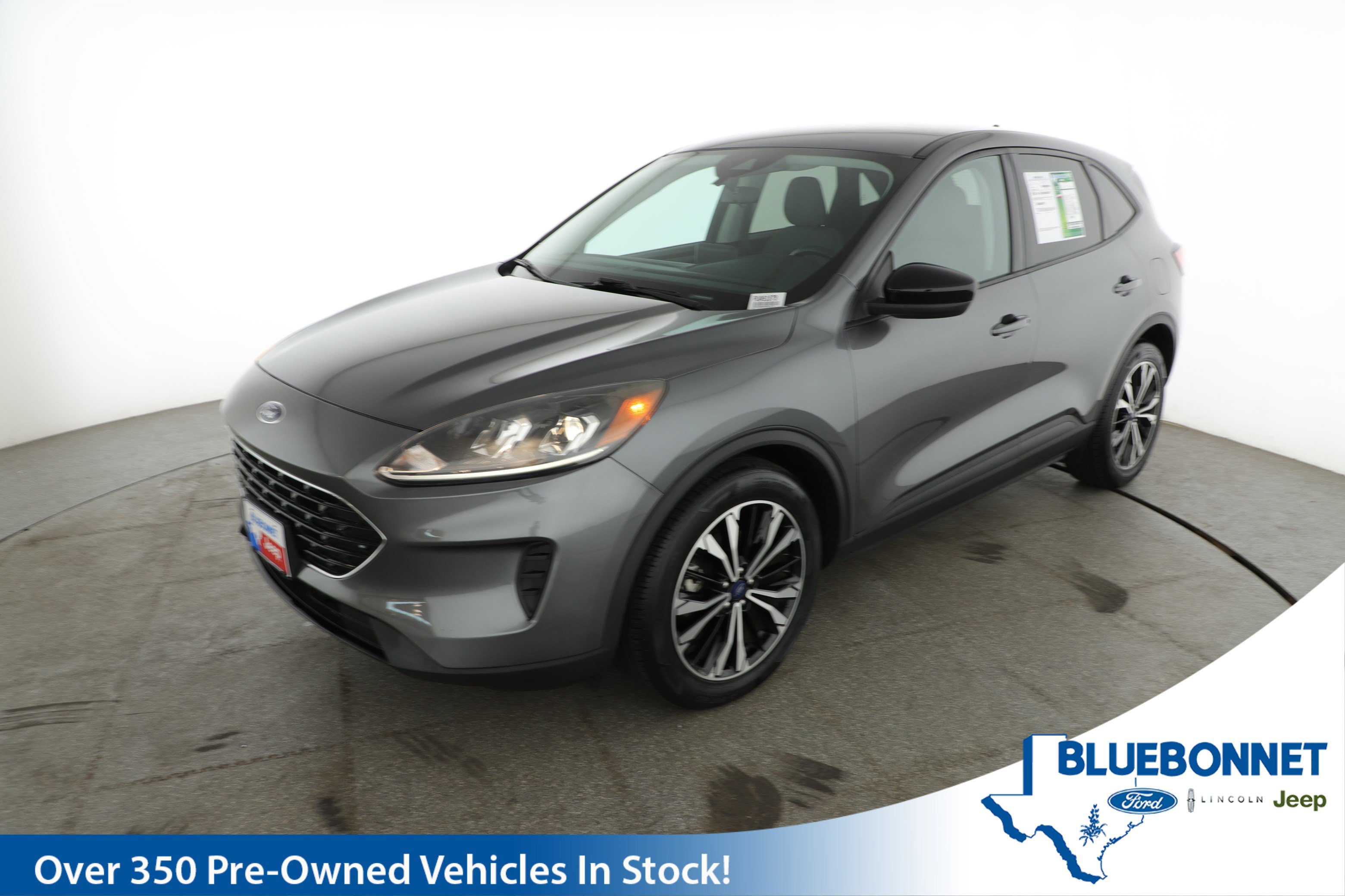 Used 2021 Ford Escape SE w/ SE Sport Appearance Package