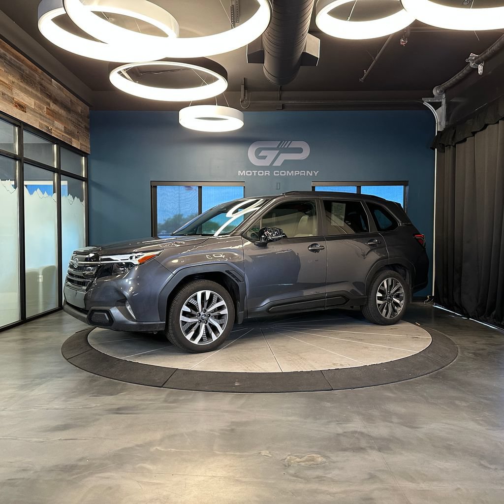 Used 2025 Subaru Forester Touring AWD/4WD image 7