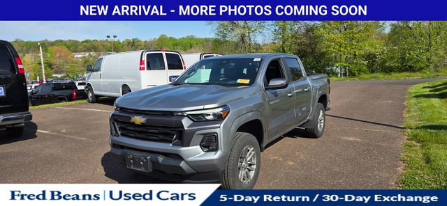 Used 2023 Chevrolet Colorado LT w/ LT Convenience Package III AWD/4WD image 3