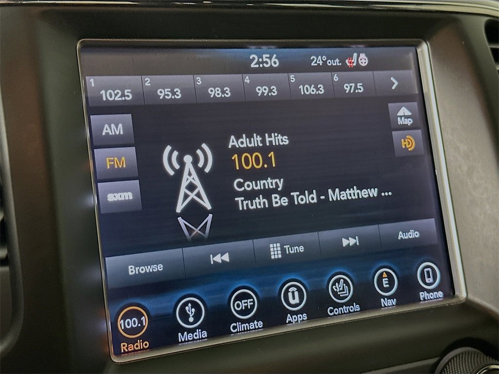 Used 2018 Jeep Grand Cherokee Altitude image 20