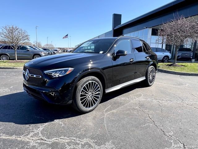 New 2026 Mercedes-Benz GLC 300 4MATIC image 3