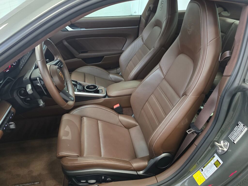 Certified 2022 Porsche 911 Turbo image 5