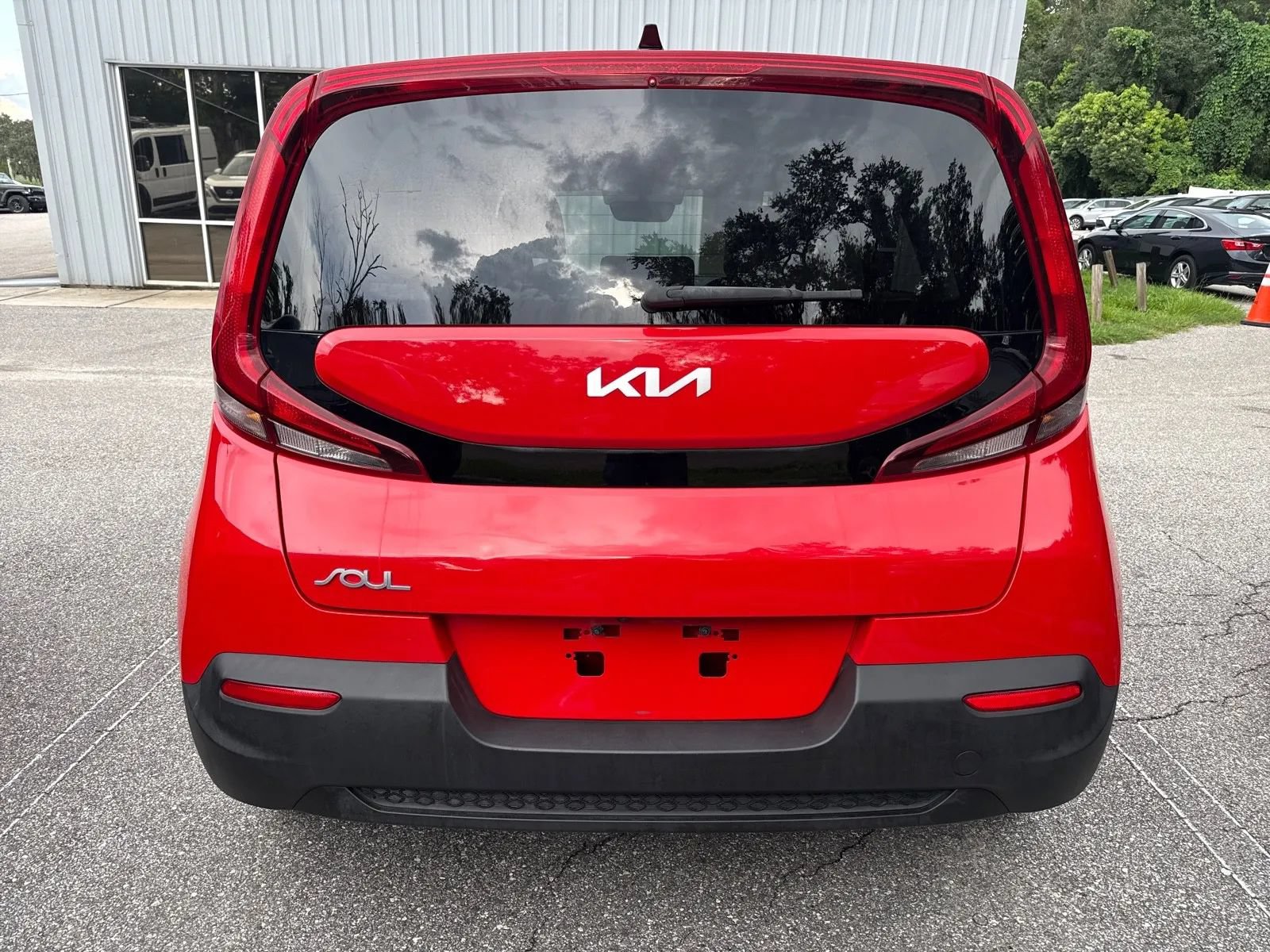 Used 2022 Kia Soul LX FWD image 9