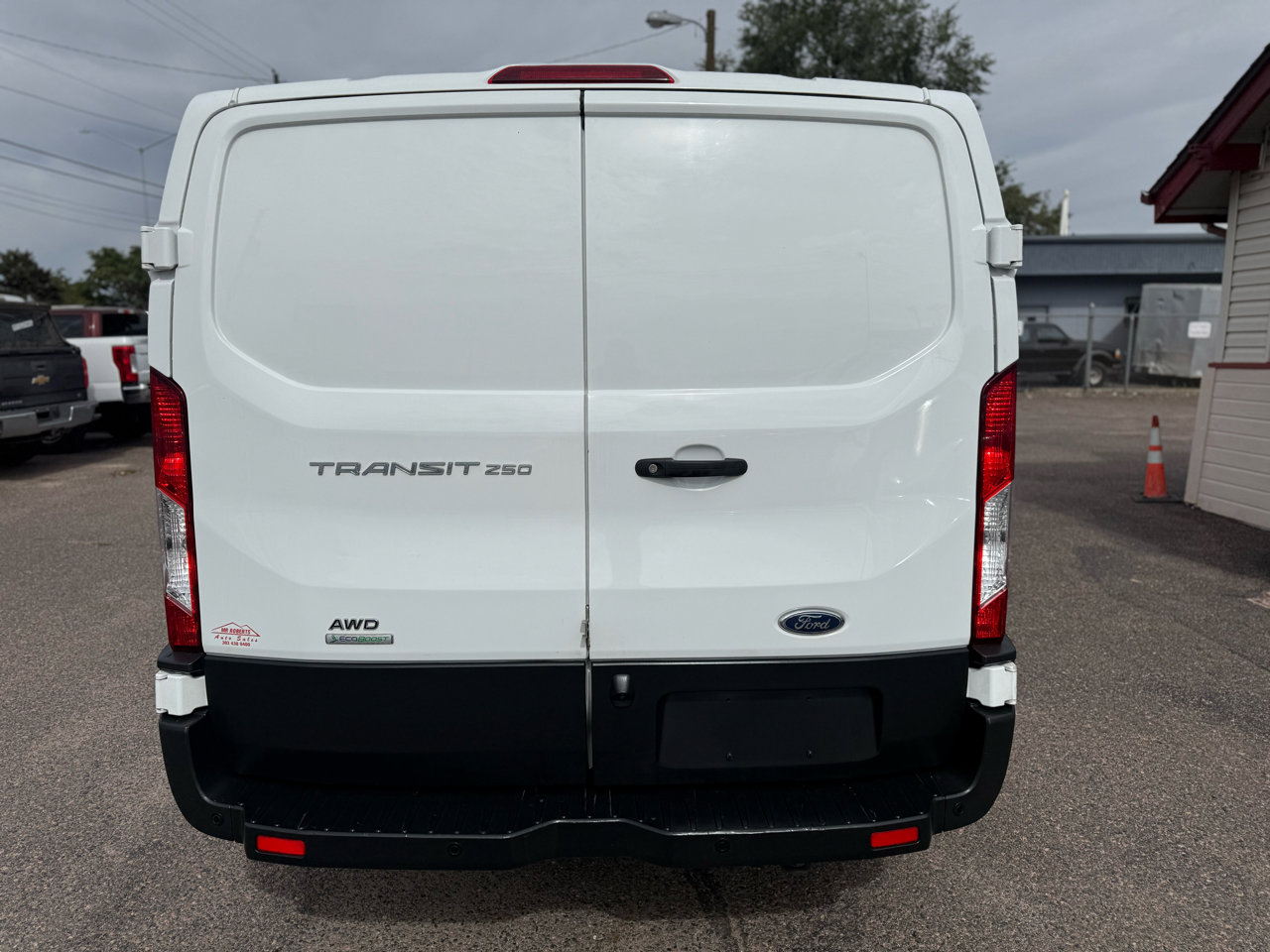 Used 2020 Ford Transit 250 Low Roof AWD image 8