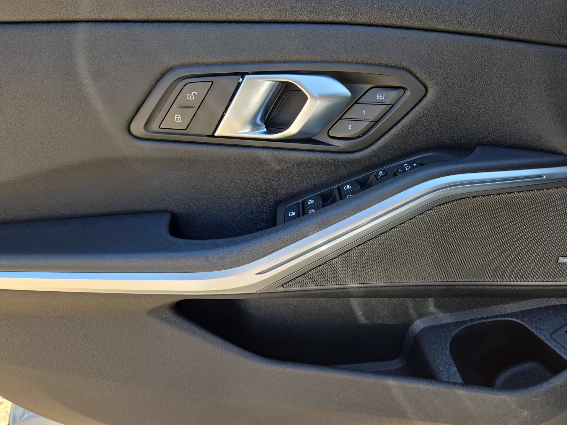 Used 2025 BMW M340i Sedan RWD image 15