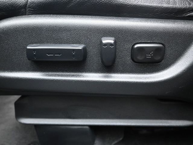 Used 2016 Honda CR-V Touring image 11