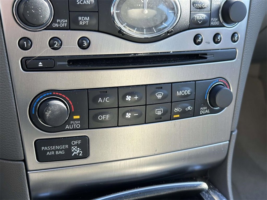 Used 2013 INFINITI G37 Journey w/ Premium Pkg image 5