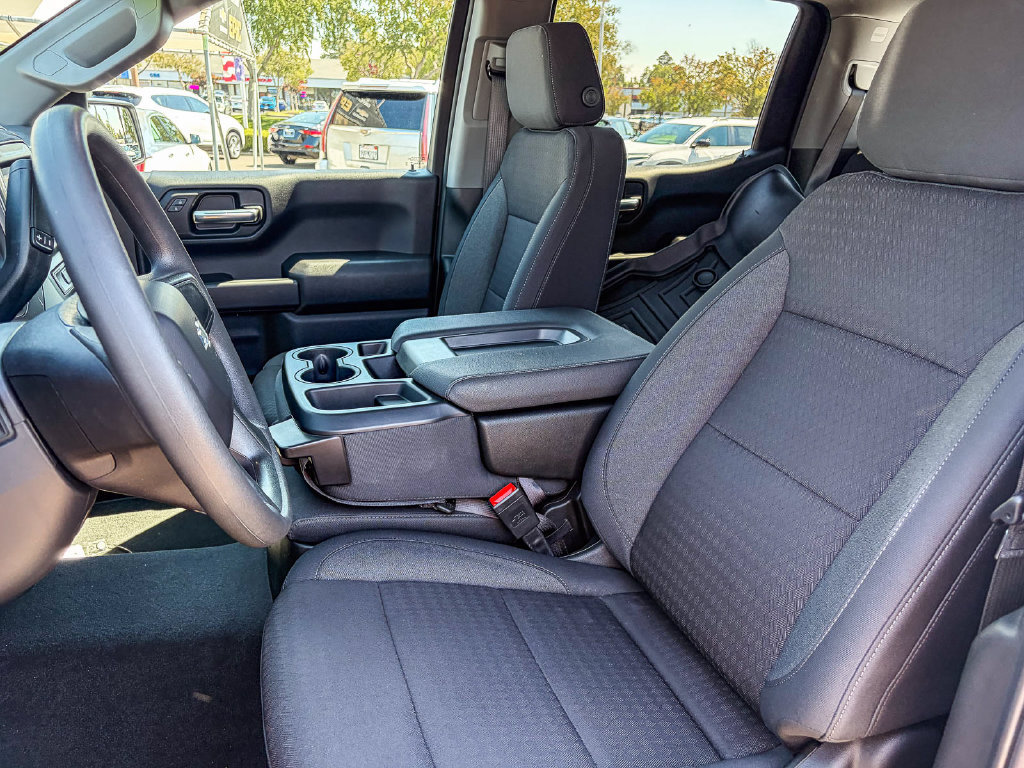 Used 2026 Chevrolet Silverado 1500 Custom Trail Boss AWD/4WD image 43