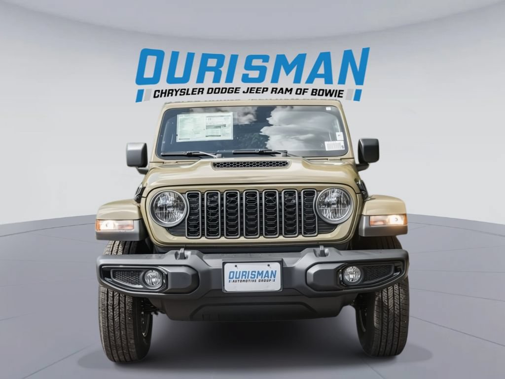 New 2025 Jeep Gladiator Sport AWD/4WD image 2
