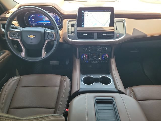Used 2024 Chevrolet Suburban High Country AWD/4WD image 12
