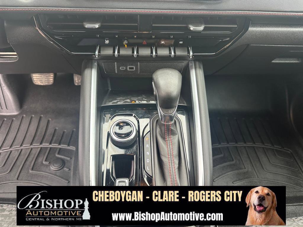 Used 2024 Chevrolet Colorado Z71 w/ Z71 Convenience Package 2 image 29