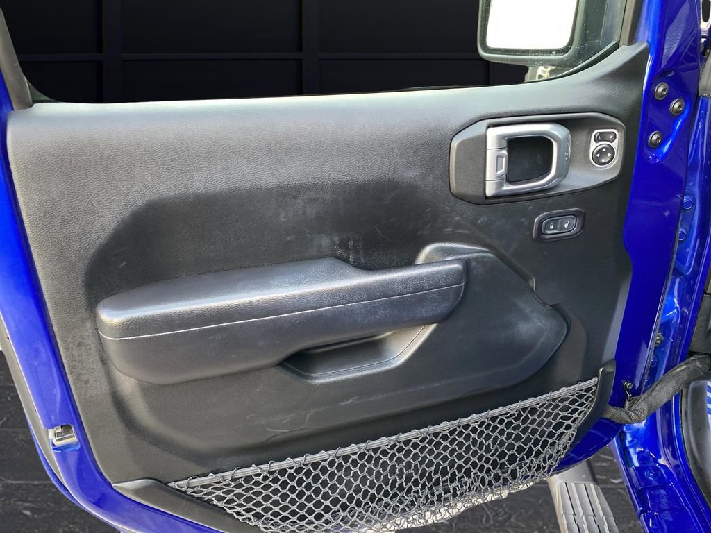 Used 2018 Jeep Wrangler Unlimited Rubicon image 39