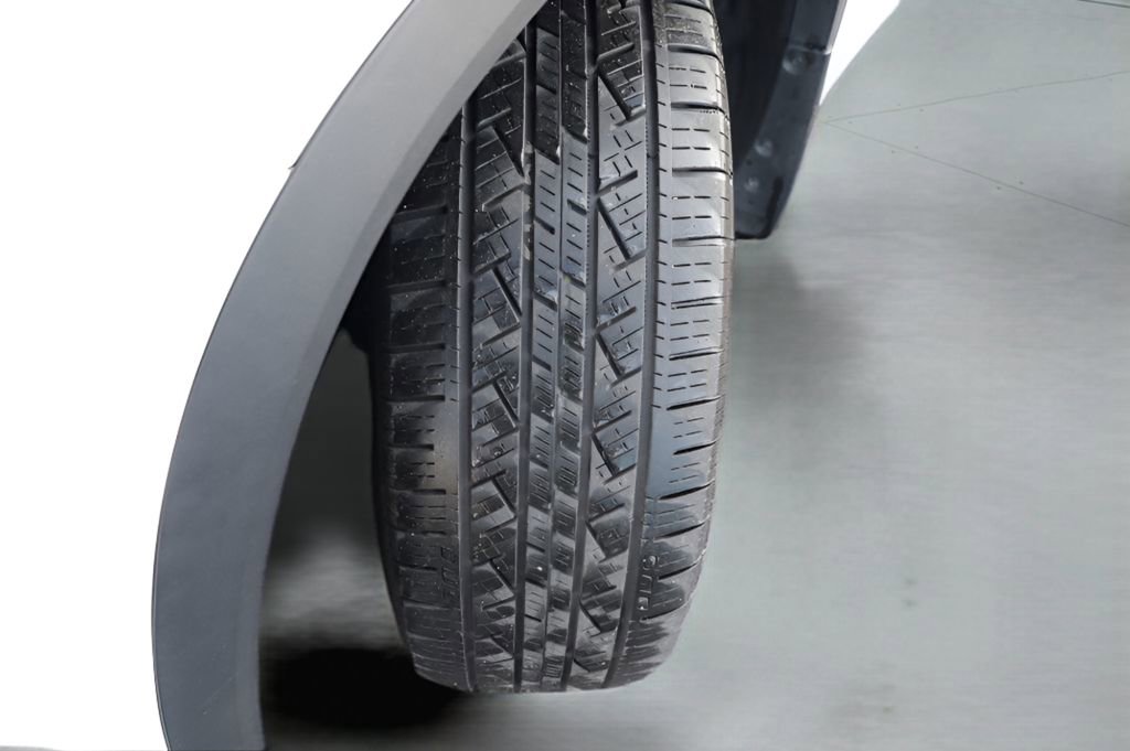 Used 2022 Toyota Highlander Limited image 4