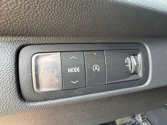 Used 2024 Chevrolet Traverse LT w/ Trailering Package FWD image 6