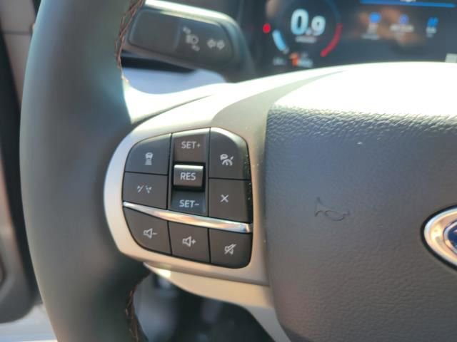 New 2025 Ford Explorer Active w/ Active Comfort Package image 27