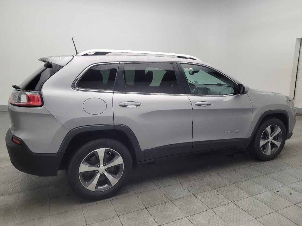 Used 2019 Jeep Cherokee Limited image 10