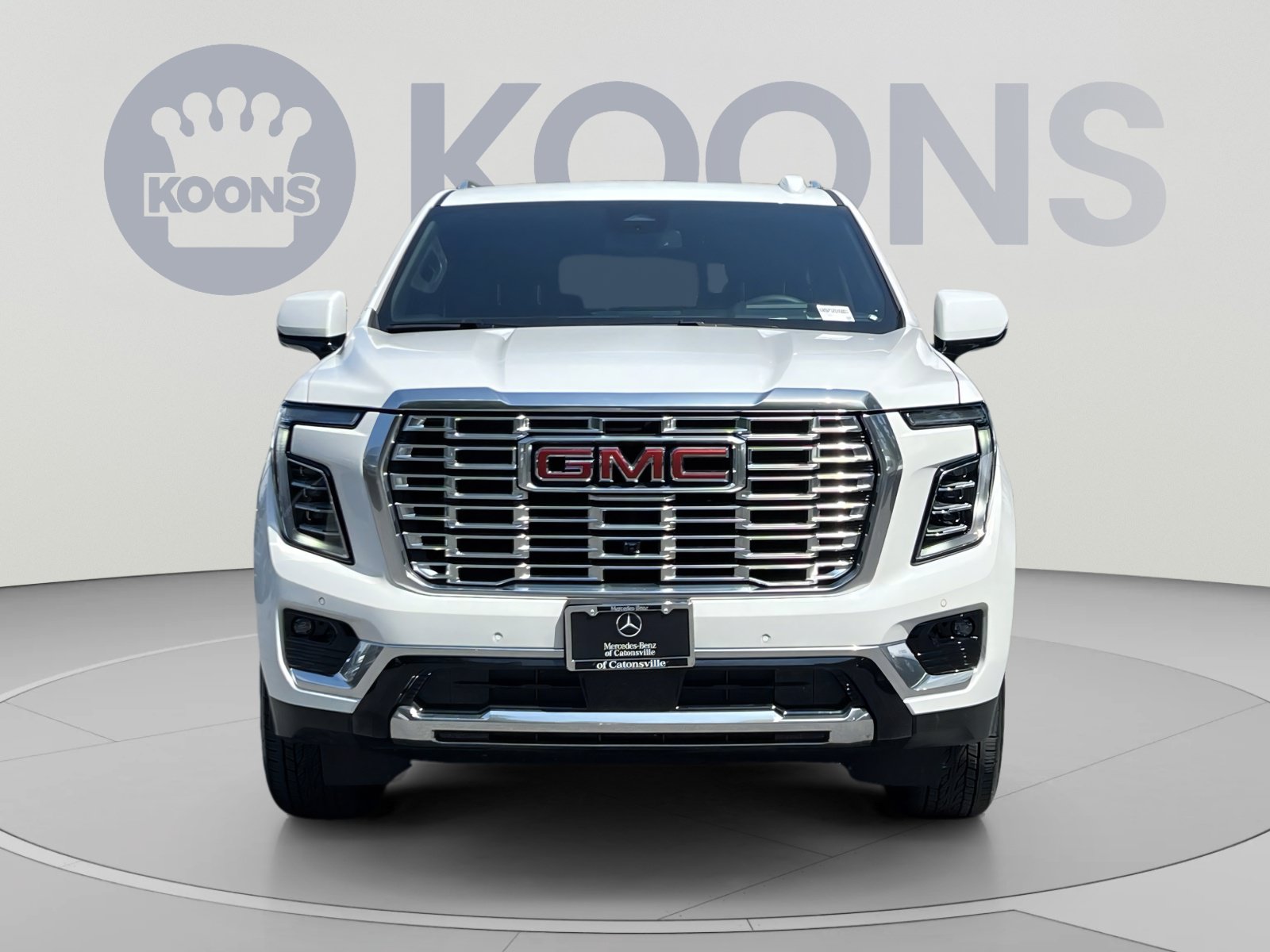 Used 2025 GMC Yukon XL Denali AWD/4WD image 4
