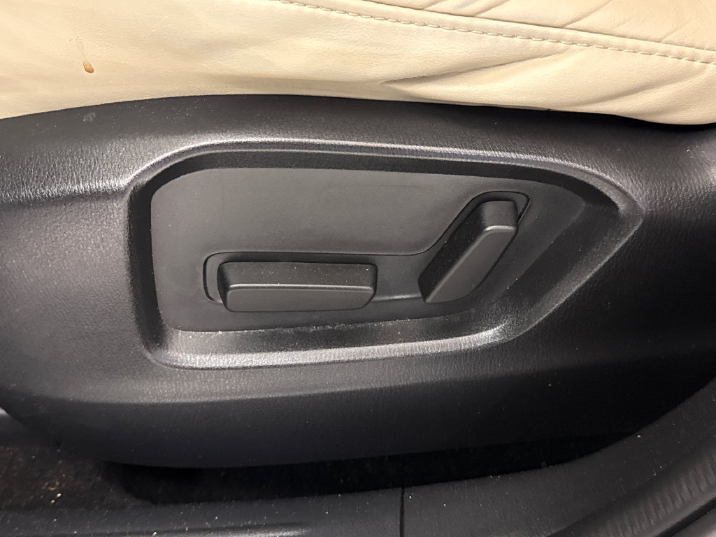 Used 2017 MAZDA CX-5 Touring w/ Preferred Equipment Package FWD image 23