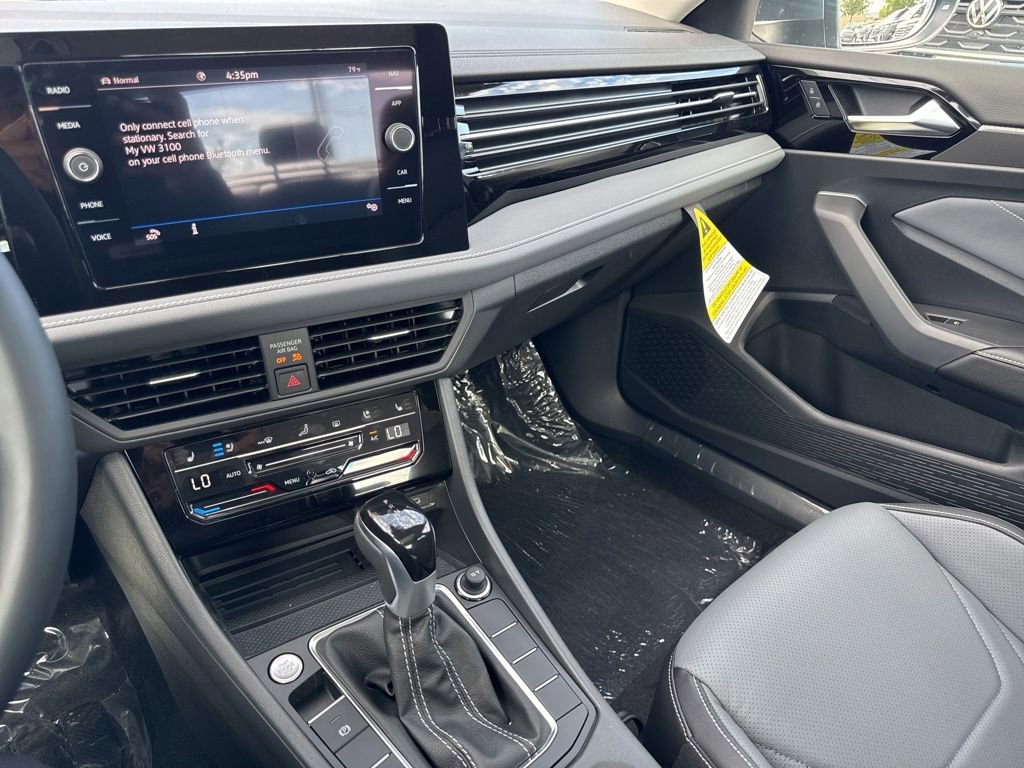 New 2025 Volkswagen Jetta SEL image 22