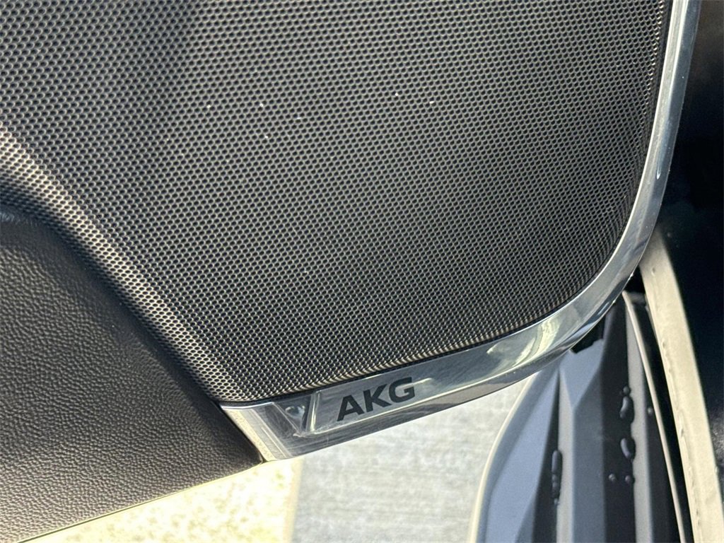 Used 2021 Cadillac Escalade ESV Luxury image 23