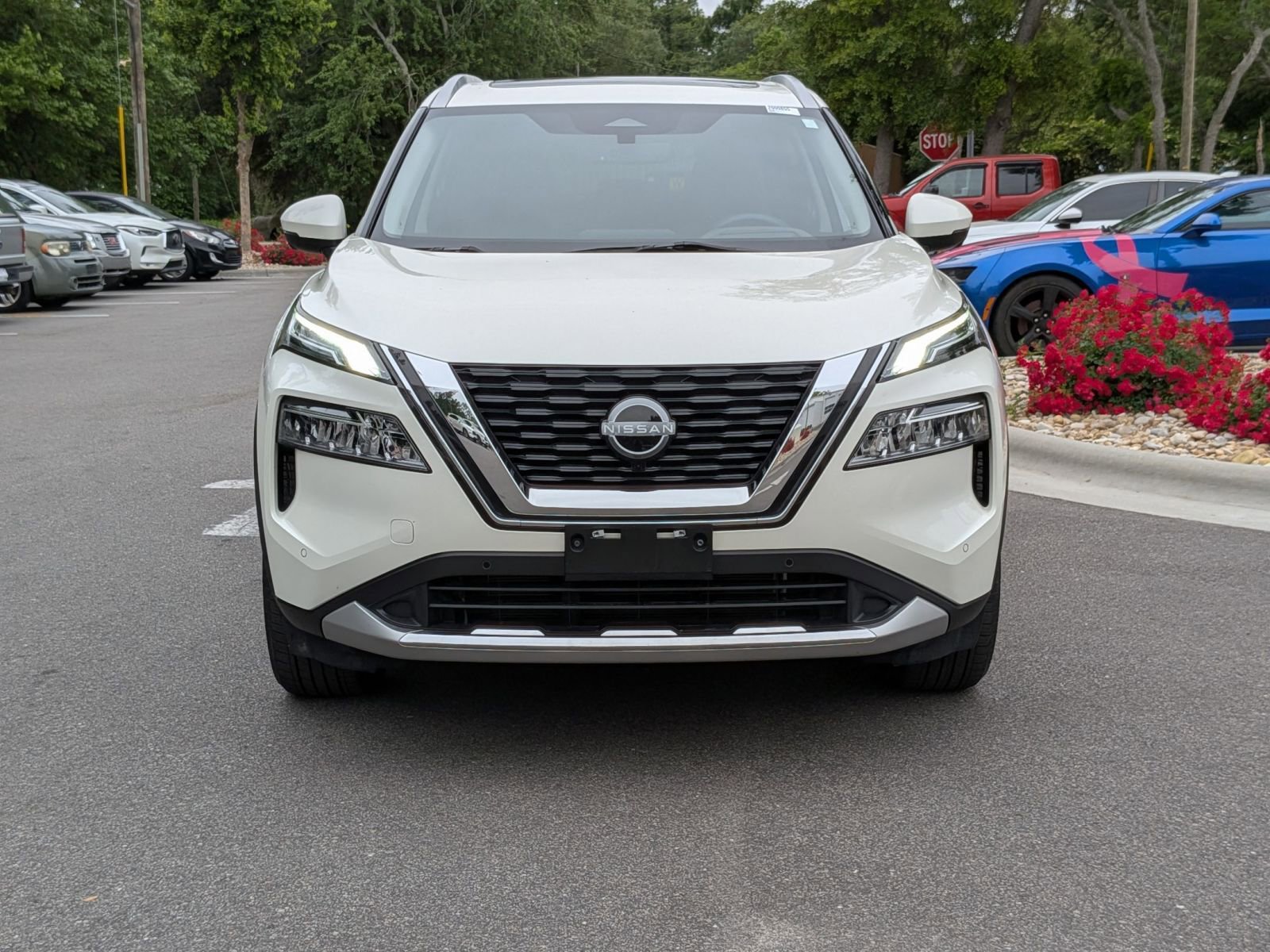 Used 2023 Nissan Rogue Platinum w/ Platinum Premium Package AWD/4WD image 8
