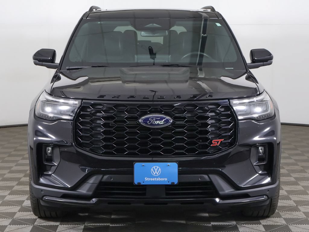 Used 2025 Ford Explorer ST AWD/4WD image 16
