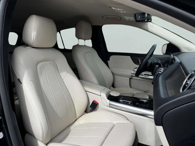 Used 2021 Mercedes-Benz GLA 250 4MATIC w/ Premium Package image 49