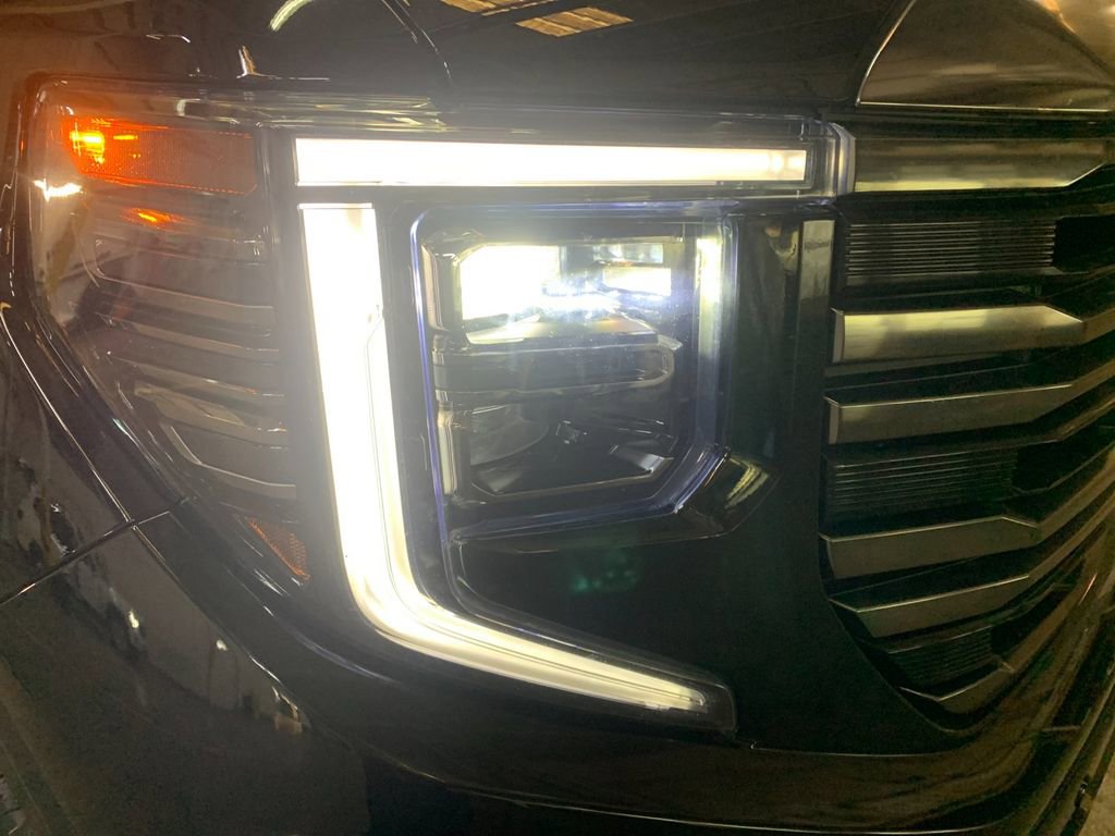 Used 2023 GMC Sierra 1500 AT4 w/ Technology Package image 35