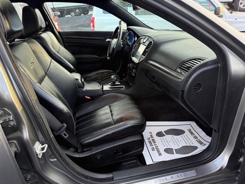 Used 2012 Chrysler 300 S w/ Luxury Group image 25