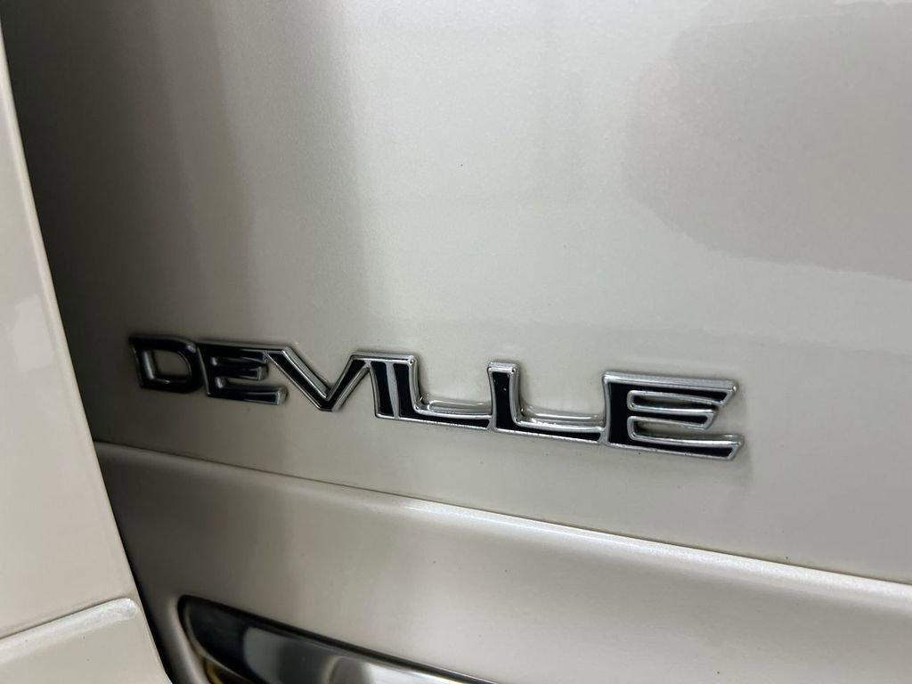 Used 1999 Cadillac De Ville D'Elegance image 24