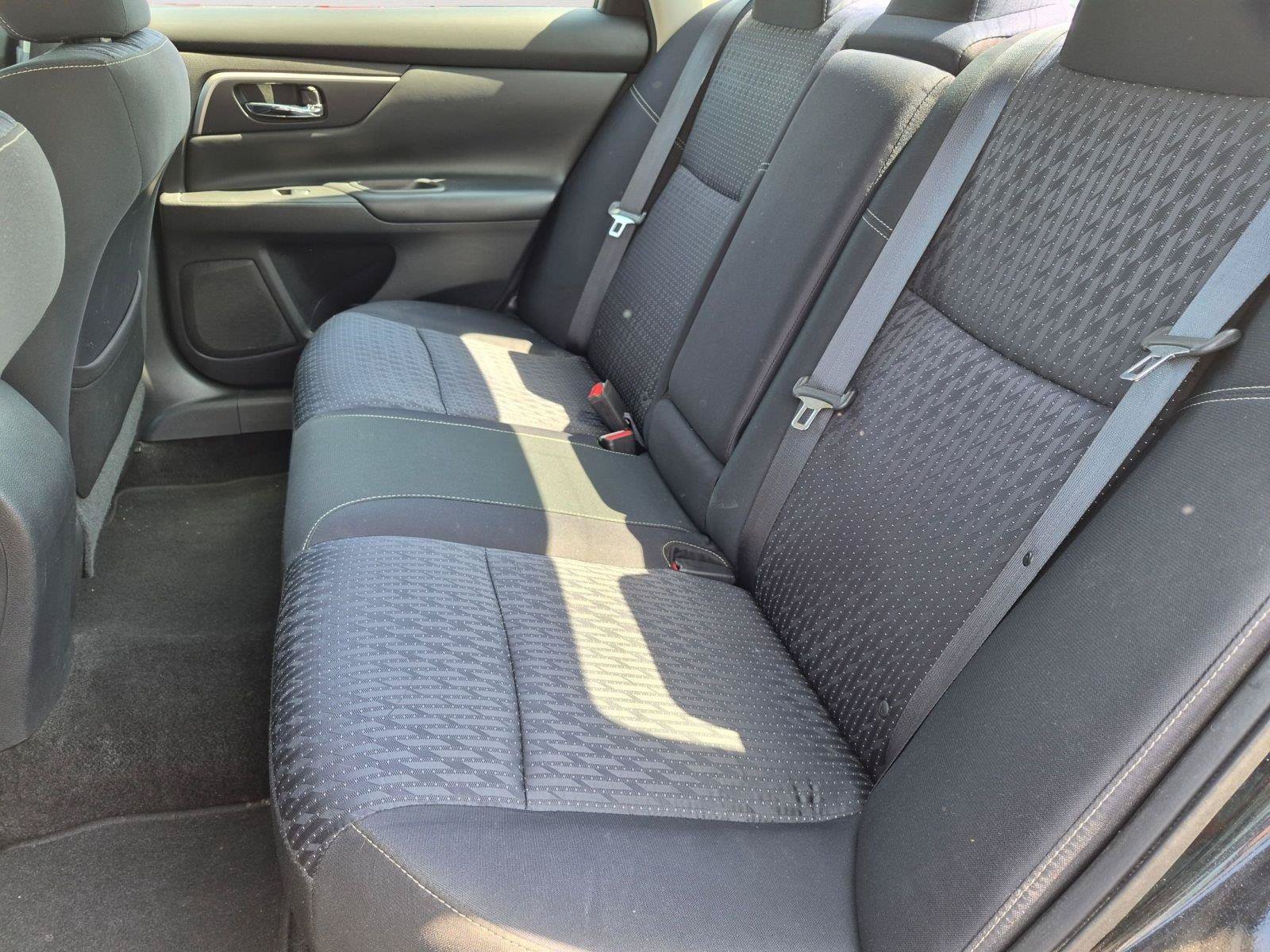 Used 2016 Nissan Altima 2.5 SV FWD image 15