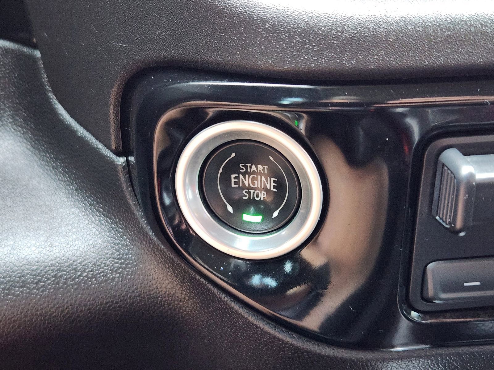 Used 2023 Chevrolet Silverado 1500 RST w/ Rally Edition image 23