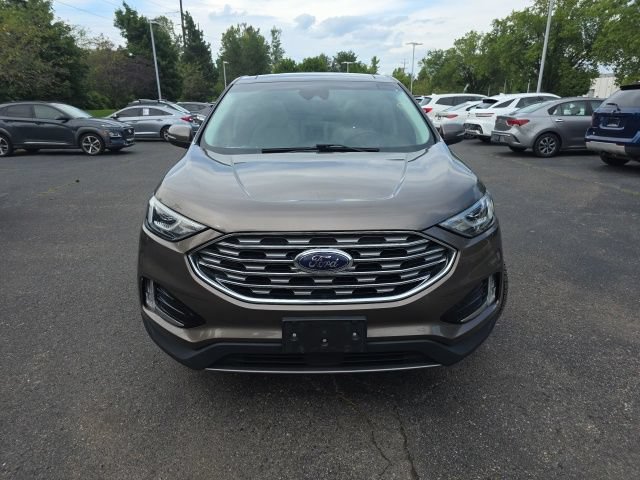 Used 2019 Ford Edge Titanium FWD image 2