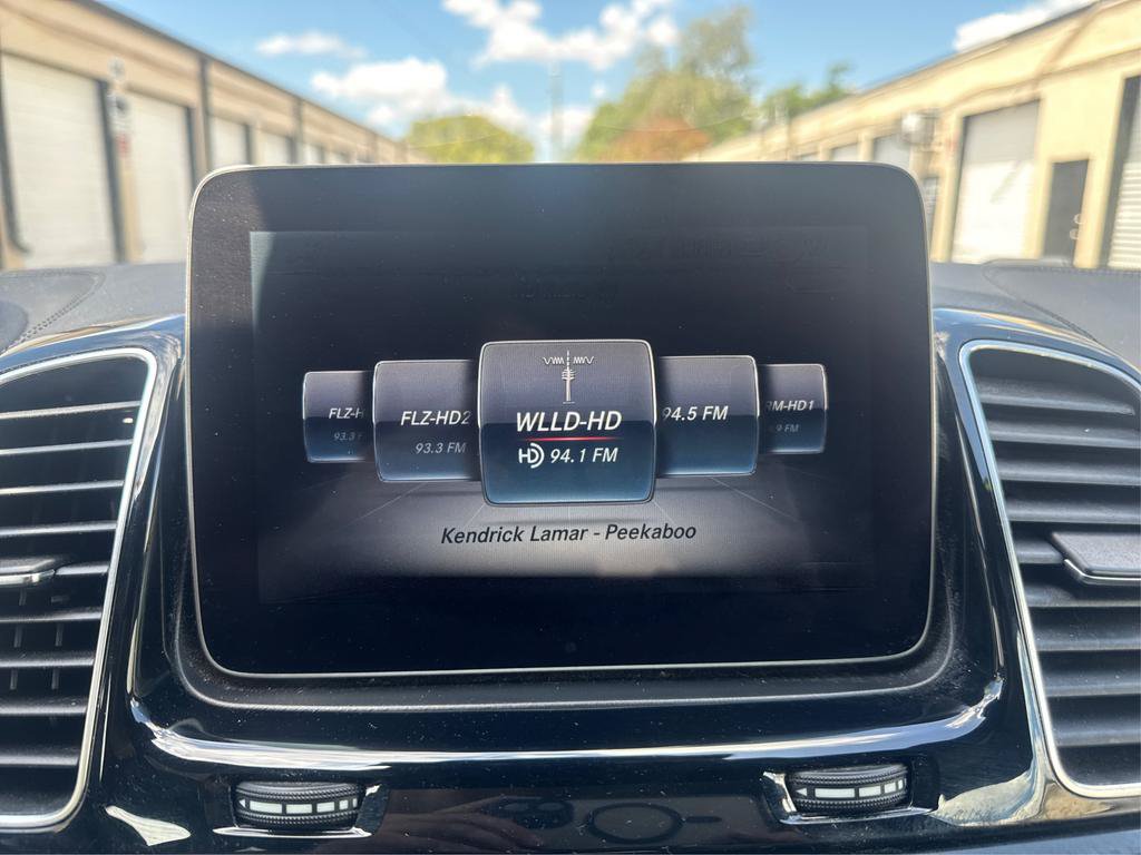 Used 2017 Mercedes-Benz GLS 450 4MATIC image 13