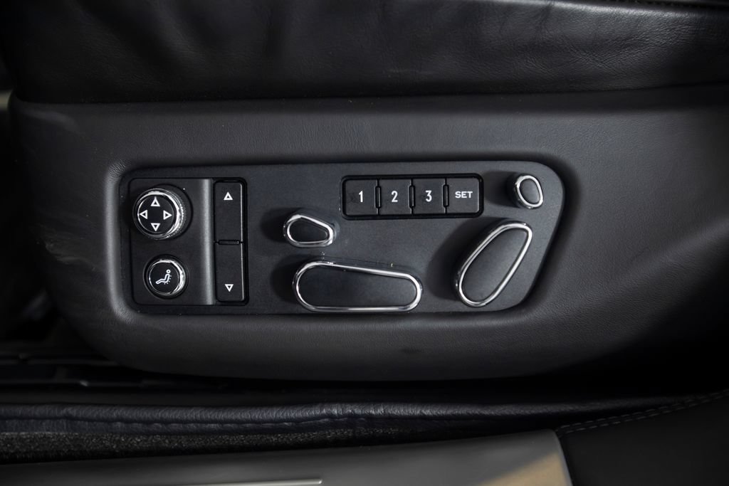 Used 2014 Bentley Flying Spur W12 AWD/4WD image 33