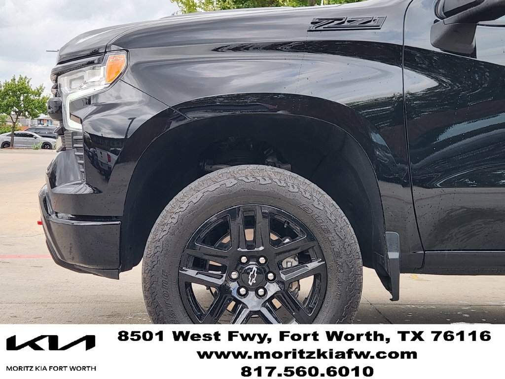 Used 2025 Chevrolet Silverado 1500 LT Trail Boss w/ Convenience Package II AWD/4WD image 8