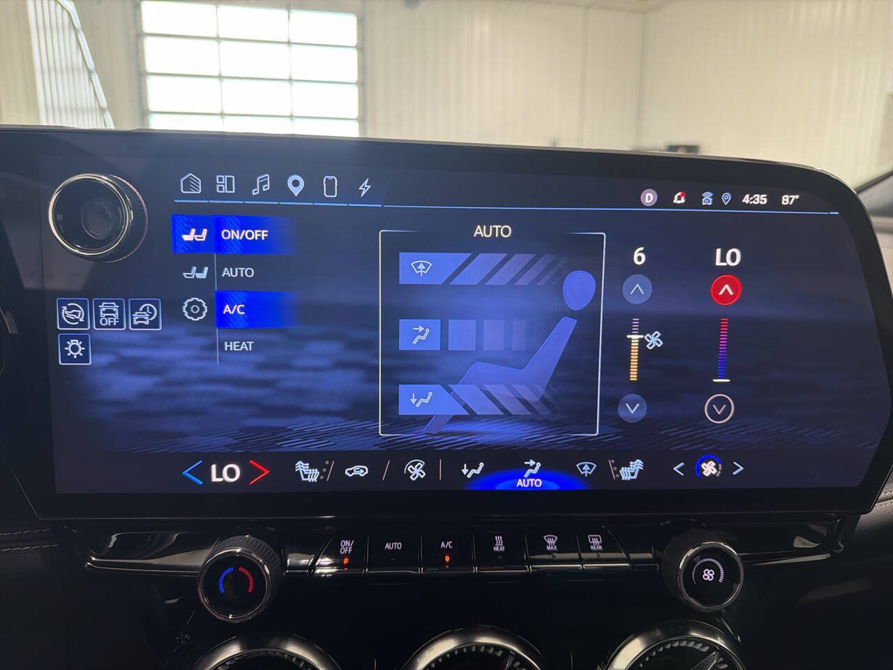 Used 2024 Chevrolet Blazer EV LT AWD/4WD image 13