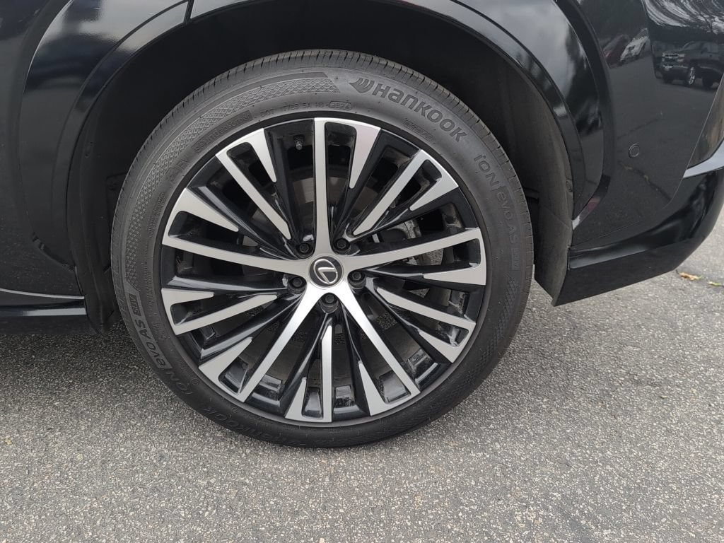 Used 2023 Lexus RZ 450e Premium w/ Cold Area Package AWD/4WD image 9