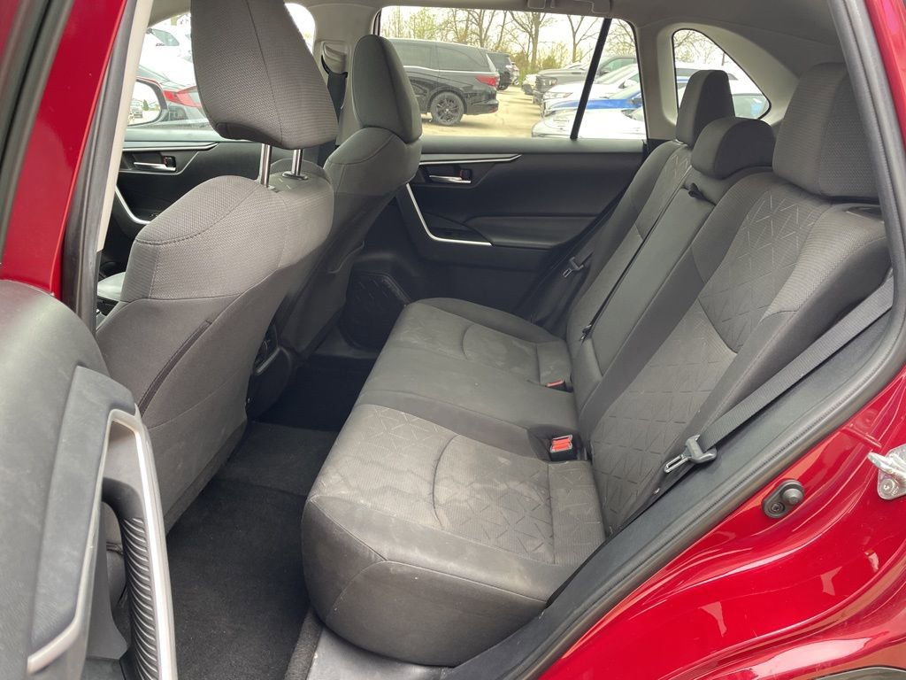 Used 2020 Toyota RAV4 XLE w/ Convenience Package AWD/4WD image 11