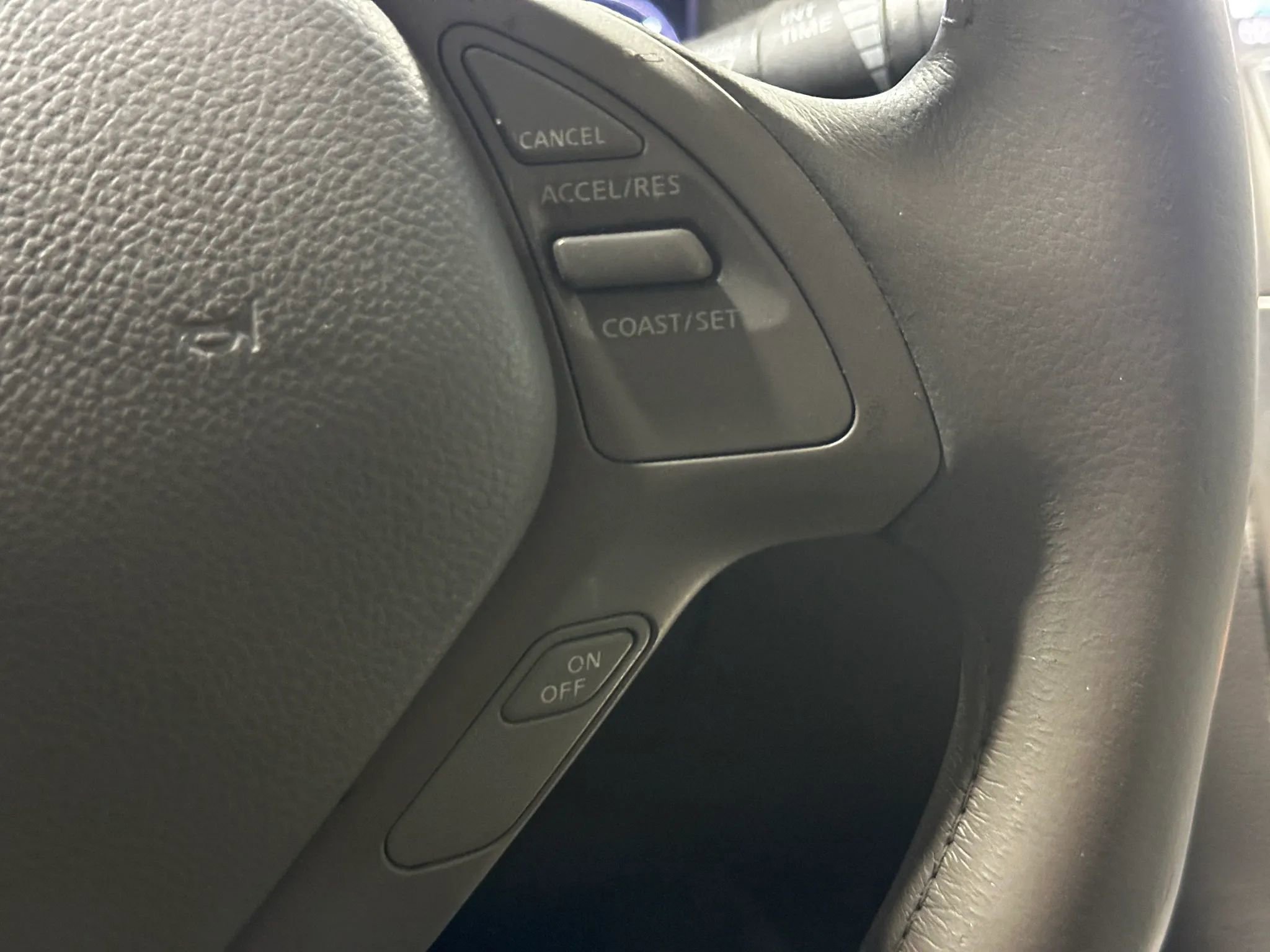 Used 2010 INFINITI G37 Journey w/ Premium Pkg image 23