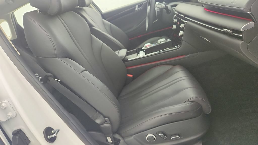 Used 2026 Genesis G80 2.5T AWD/4WD image 30