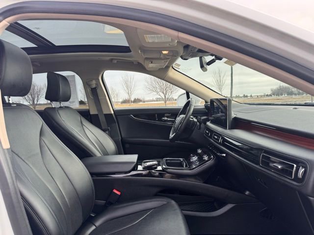 Used 2022 Lincoln Nautilus Reserve w/ Equipment Group 201A image 22