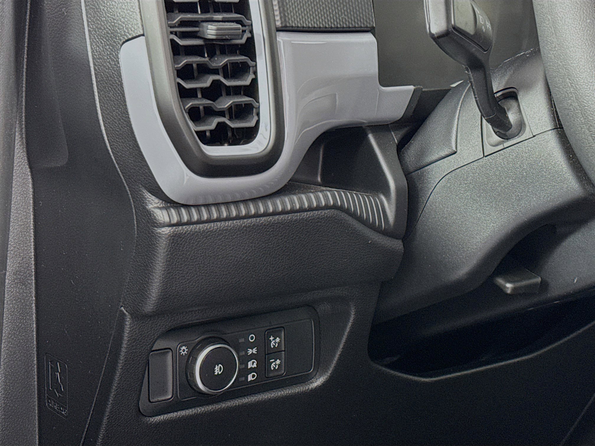 Used 2024 Ford Ranger XL w/ Trailer Tow Package image 10