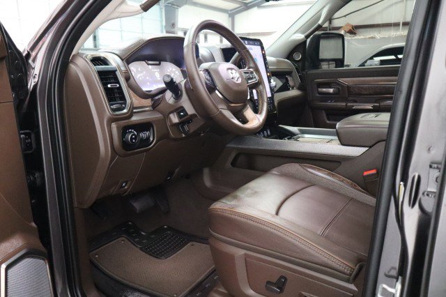 Used 2025 RAM 3500 Longhorn AWD/4WD image 42