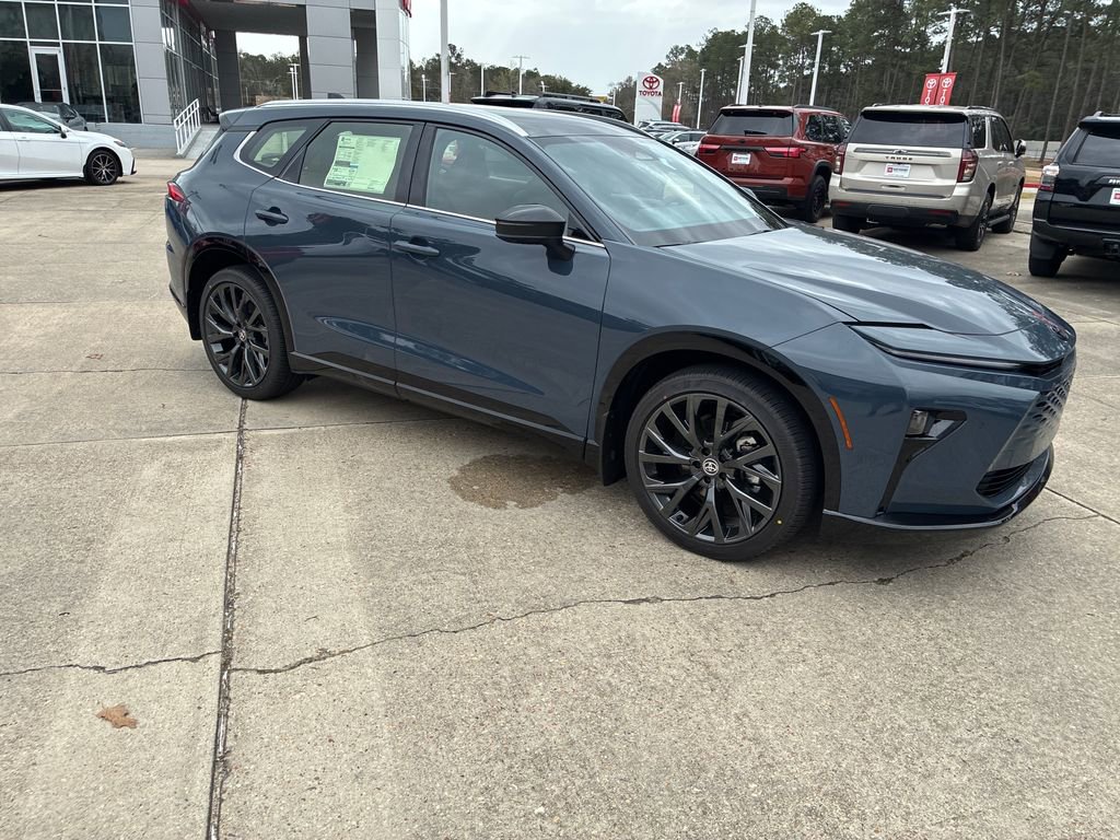 New 2026 Toyota Crown Signia image 9