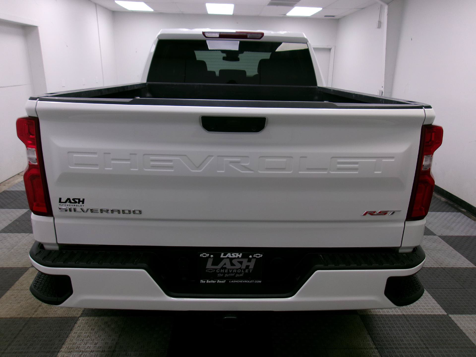 Certified 2025 Chevrolet Silverado 1500 RST AWD/4WD image 12