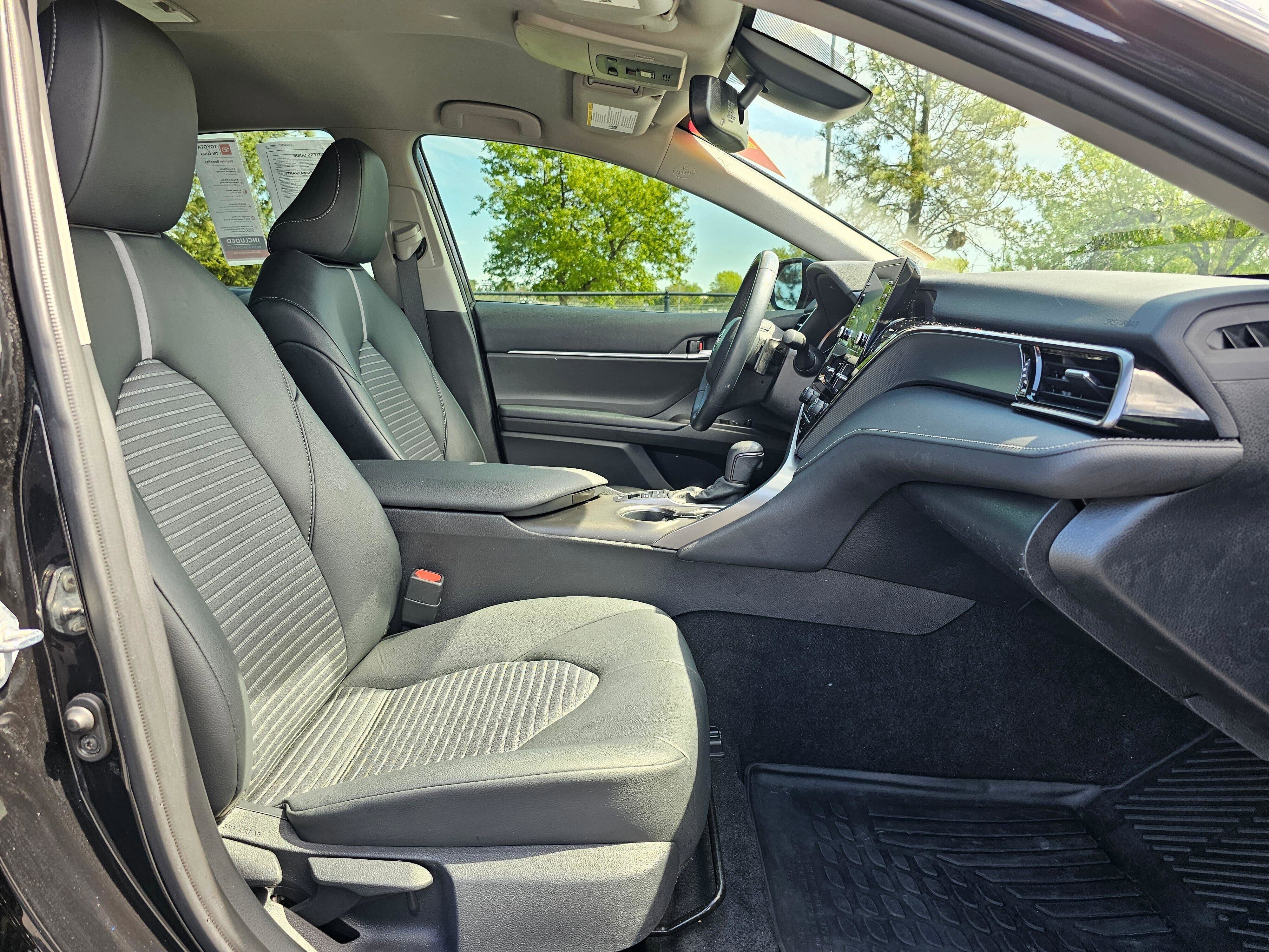 Used 2024 Toyota Camry SE w/ Convenience Package FWD image 10