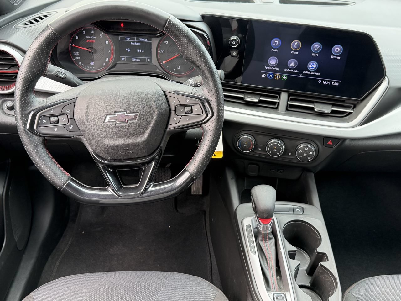 Used 2024 Chevrolet Trax RS w/ Driver Confidence Package FWD image 30