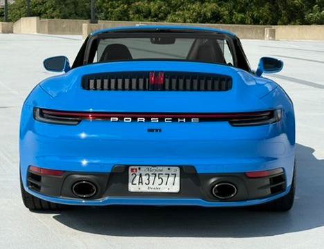 Used 2022 Porsche 911 Carrera w/ Premium Package RWD image 39